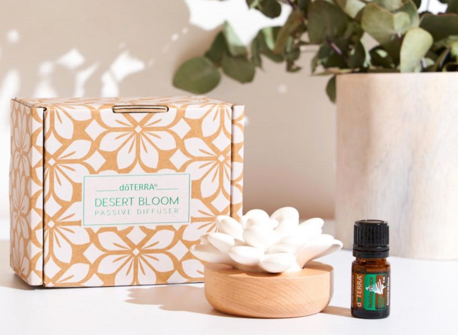 doTERRA Desert Bloom Passive Diffuser + 5ml Holiday Peace